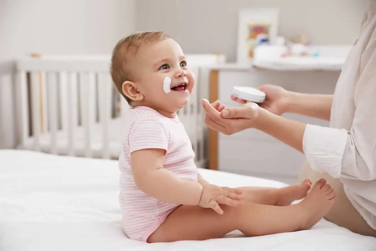 Jak skutecznie koić skórę całej rodziny – panthenol i jego sekrety